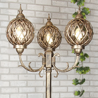 Светильник ландшафтный Elektrostandard Sirius a025304 Sirius F/3 60Вт IP44 E27 чёрное золото