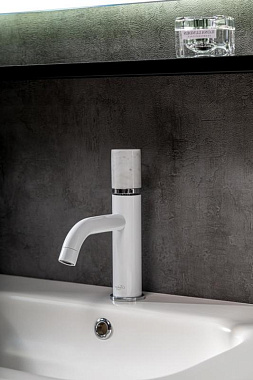 Смеситель для раковины Boheme Stick 121-W-MR-WHITE белый матовый