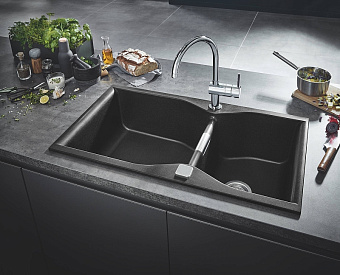 Мойка кухонная GROHE K700 31658AP0 90х50см чёрный гранит