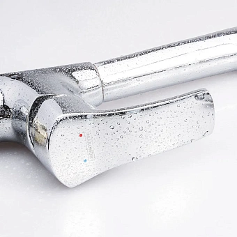 Смеситель для кухни Maxonor MN4070 поворотный излив хром