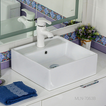 Раковина накладная MELANA 7063B-805 41х41см