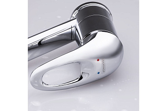 Смеситель для кухни Maxonor MN4203 поворотный излив хром
