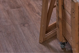 Виниловый ламинат Vinilam Дуб Оливковый 61512 1220х225х5,5мм 43 класс 2,2кв.м