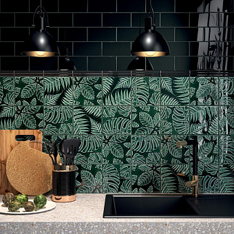Декор KERAMA MARAZZI Сантана SFB001 структура зелёный темный глянцевый 15х15см 0,023кв.м.