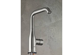 Смеситель для раковины GROHE Essence New 32628DC1 сталь