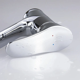 Смеситель для кухни Maxonor MN4201 поворотный излив хром
