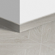 Плинтус Quick-Step 2400х77х14мм Дуб Светло-Серый Патина QSPSKR04158