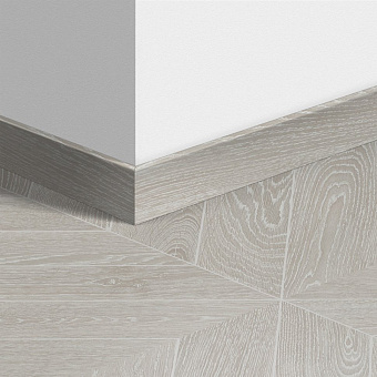 Плинтус Quick-Step 2400х77х14мм Дуб Светло-Серый Патина QSPSKR04158