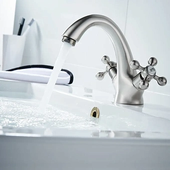 Смеситель для раковины Maxonor MN1019-5 серебристый