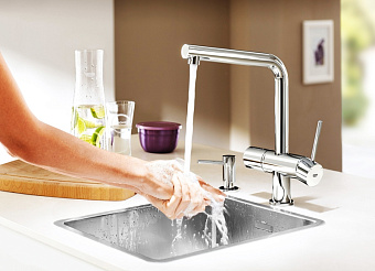 Дозатор GROHE Cosmopolitan 40535000 хром