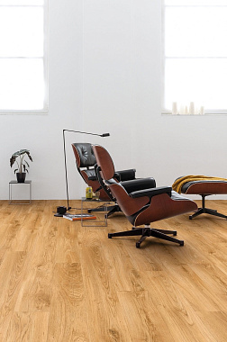 Виниловый ламинат Quick-Step КЛАССИЧЕСКИЙ НАТУРАЛЬНЫЙ ДУБ BACP40023 1251х187х4,5мм 33 класс 2,11кв.м