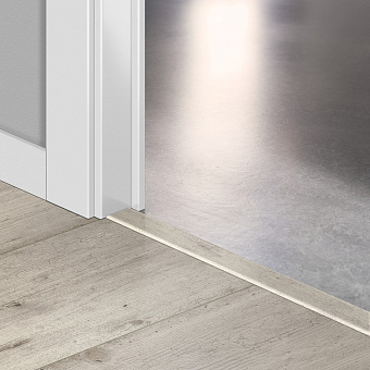Порог Quick-Step 2150х48х13мм Светло-Серый Бетон QSINCP01861