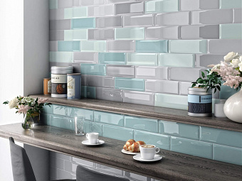 Настенная плитка KERAMA MARAZZI 9010 белый грань 8,5х28,5см 0,97кв.м. глянцевая