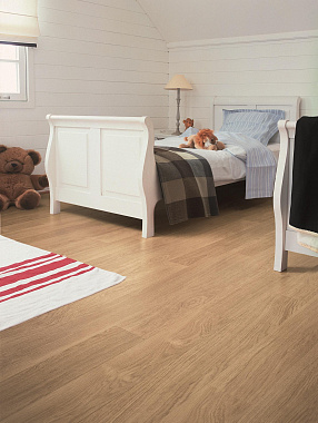 Ламинат Quick-Step Eligna Белый лакированный дуб U915 1380х156х8мм 32 класс 1,722кв.м