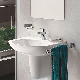 Смеситель для раковины GROHE BauFlow 23752000 хром