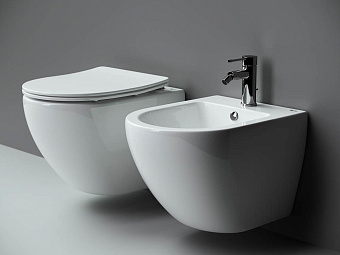 Унитаз подвесной Ceramica Nova METROPOL CN4002 безободковый с микролифтом