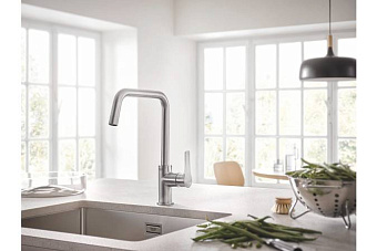 Смеситель для кухни GROHE Eurosmart 30567DC0 высокий излив сталь