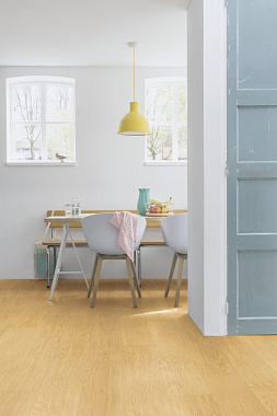 Виниловый ламинат Quick-Step Дуб натуральный отборный BACP40033 1251х187х4,5мм 33 класс 2,105кв.м