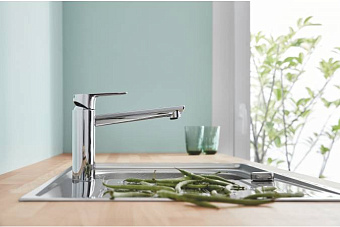 Смеситель для кухни GROHE BauEdge 31693000 поворотный излив хром
