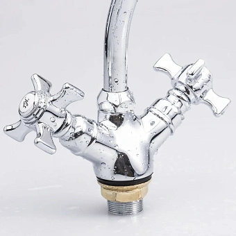Смеситель для кухни Maxonor MN4924 поворотный излив хром