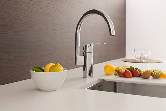 Смеситель для кухни GROHE Eurosmart 33202002 высокий излив хром