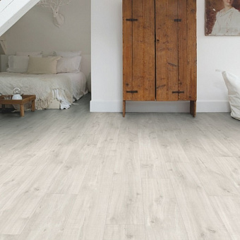 Виниловый ламинат Quick-Step Дуб Каньон Светлый Пилёный BACL40128 1251х187х4,5мм 32 класс 2,105кв.м