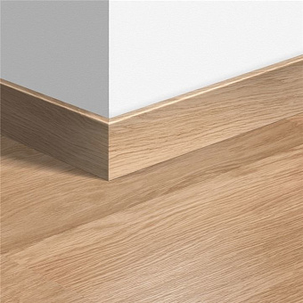 Плинтус Quick-Step 2400х77х14мм Доска белого дуба лакированная QSPSKR00915