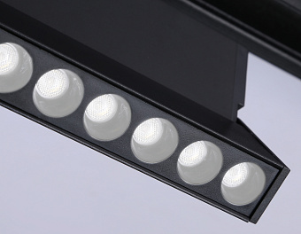 Магнитный трековый светильник Ambrella Track System GL4081 18Вт LED чёрный