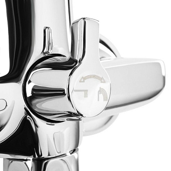 Смеситель для ванны MILARDO Niagara NIASBLCM10 хром глянец