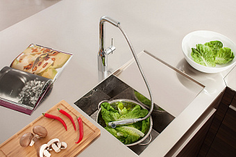 Смеситель для кухни GROHE Essence 30270000 высокий излив хром