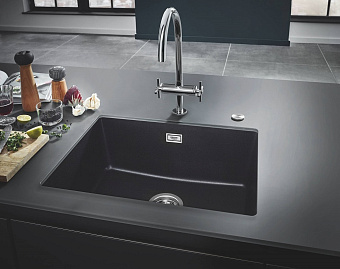 Мойка кухонная GROHE K700U 31655AP0 61х46см чёрный матовый
