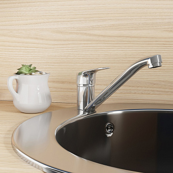 Смеситель для кухни MILARDO Meal M06SB00M05 поворотный излив хром глянец