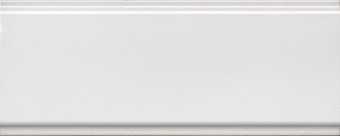 Бордюр KERAMA MARAZZI Магнолия BDA022R белый матовый обрезной 12х30см 0,036кв.м.