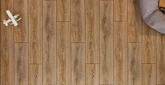 Ламинат Floorpan EMERALD Дуб Беринг FP562 1380х193х12мм 33 класс 1,864кв.м