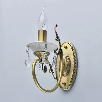 Бра MW-light Свеча 683022301 60Вт E14