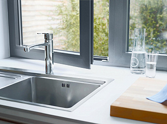 Смеситель для кухни GROHE Concetto 31210001 поворотный излив хром