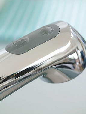 Смеситель для кухни GROHE Eurodisc 32257001 поворотный излив хром