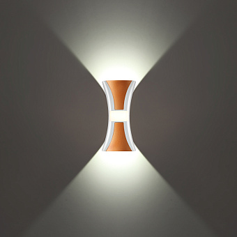 Светильник фасадный Novotech CALLE 358937 12Вт IP54 LED белый/золото