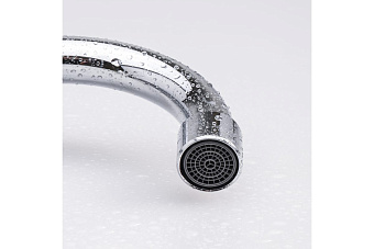 Смеситель для кухни Maxonor MN4927 поворотный излив хром