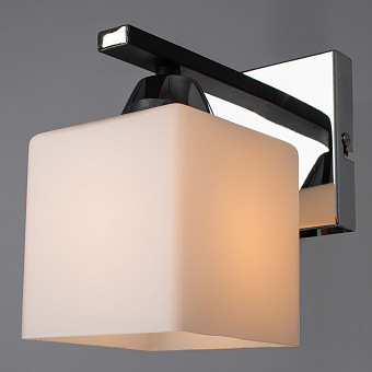Светильник настенный Arte Lamp VISUALE A8165AP-1BK 60Вт E27