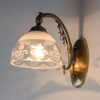 Бра MW-light Аманда 16 481024801 40Вт E27