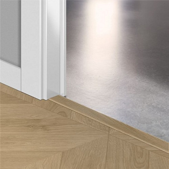Порог Quick-Step 2150х48х13мм Дуб Капучино QSINCP04160