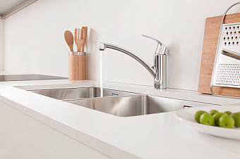 Смеситель для кухни GROHE Eurosmart 33281002 поворотный излив хром