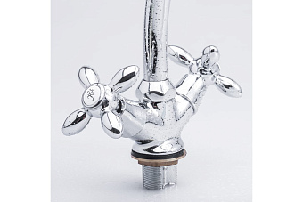 Смеситель для кухни Maxonor MN4927 поворотный излив хром