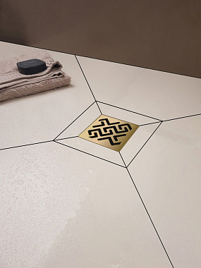 Душевой трап BERGES 092061 150х150 23,5х23,5см вертикальный сток