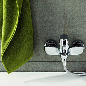 Смеситель для ванны GROHE Eurosmart Cosmopolitan 32831000 хром