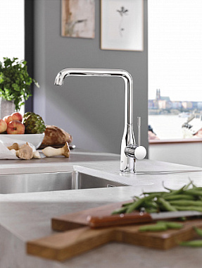 Смеситель для кухни GROHE Essence 30269000 высокий излив хром