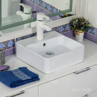 Раковина накладная MELANA 7063D-805 38х38см