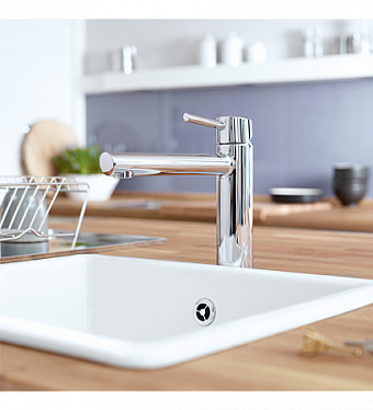 Смеситель для кухни GROHE Concetto 31129001 выдвижной излив хром