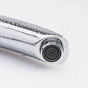 Смеситель для кухни Maxonor MN4070 поворотный излив хром